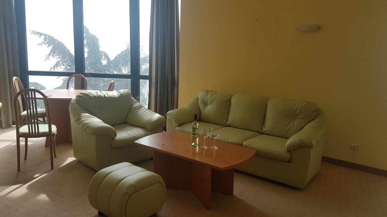 Apartment Golden Sands, Sea View, Beach Front, Private Property Kültér fotó